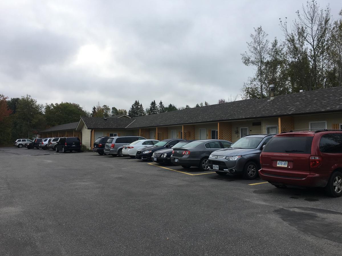 Wasaga Motel Inn Wasaga Beach Ngoại thất bức ảnh