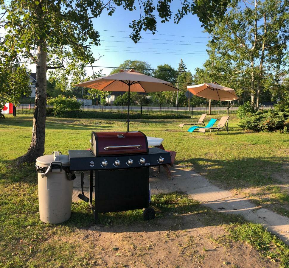 Wasaga Motel Inn Wasaga Beach Ngoại thất bức ảnh